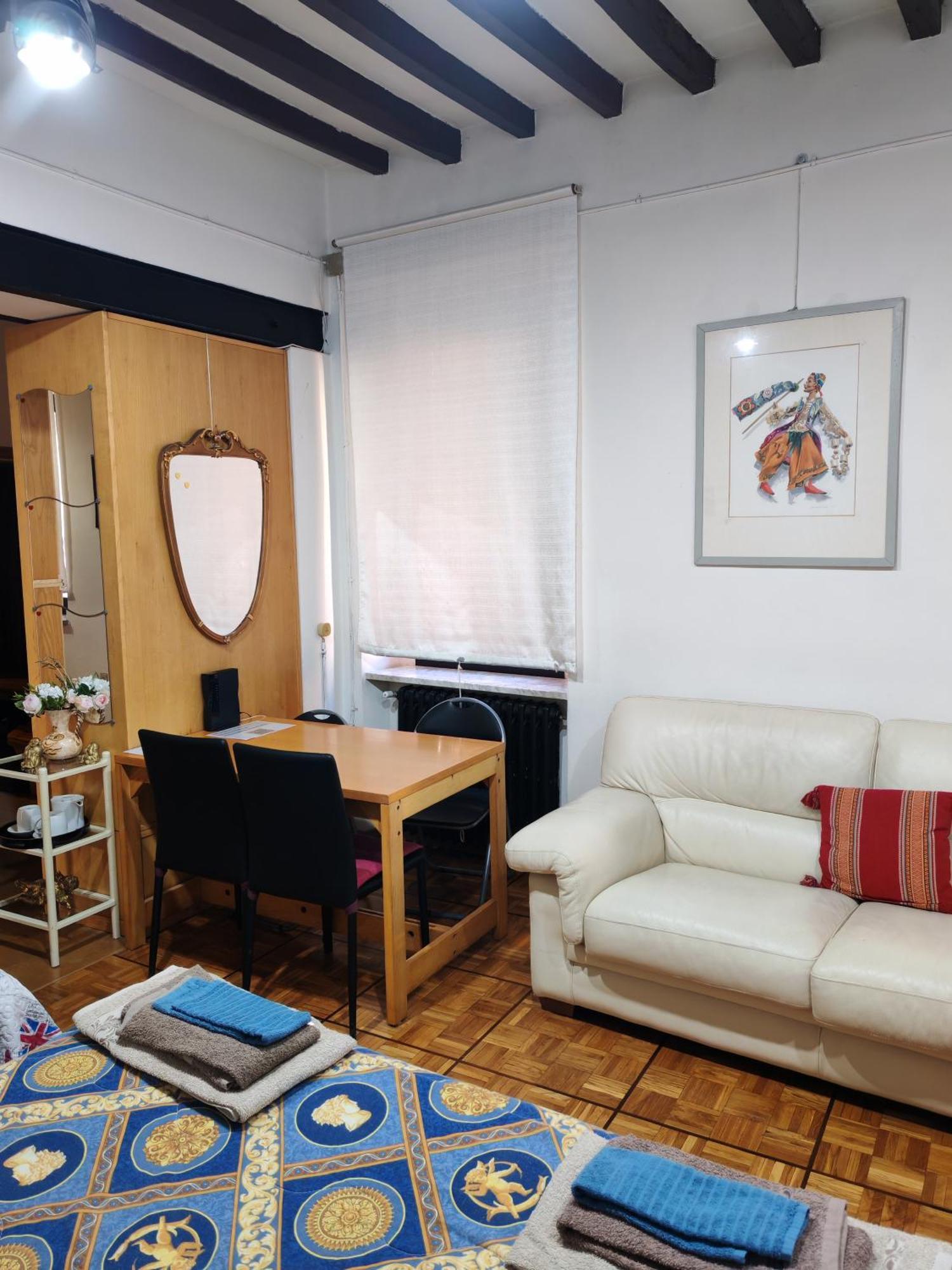 Studio Borgo Colonne Parma Exteriör bild
