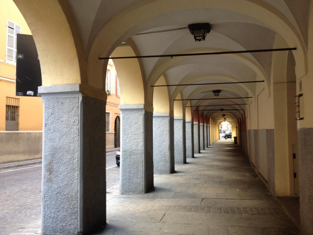 Studio Borgo Colonne Parma Exteriör bild
